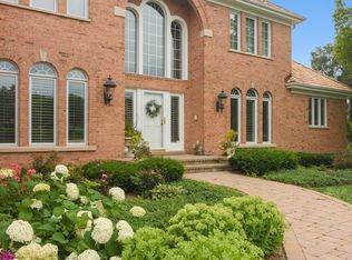 115 Hillshire Dr, Inverness, IL