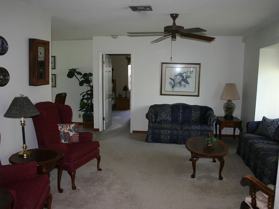 1st image of 820 NW 48th Ave