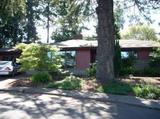 1584 SW Dellwood Ct, Portland, OR 97225