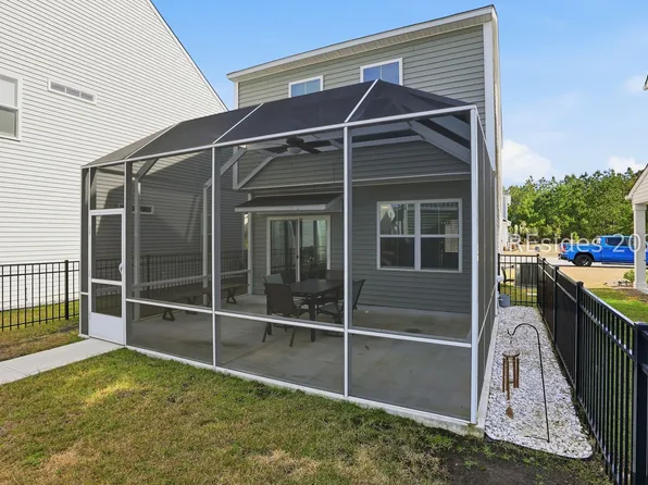 120 Garden Row Dr S, Hardeeville, SC 29927