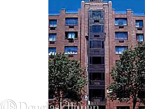 5th image of 447 W 45th St APT 5E
