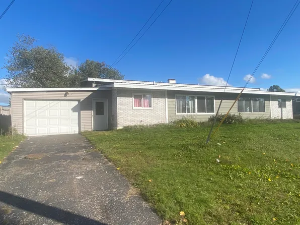 63 Maple Grove Dr, Kincheloe, MI 49788