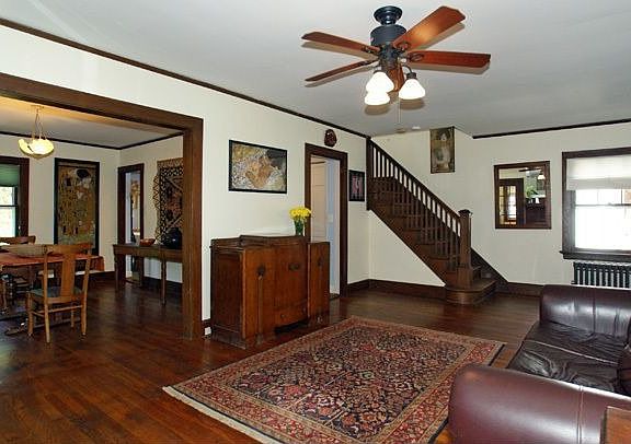 5th image of 225 Vose Ave