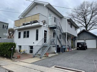 112 Lowell St, Yonkers, NY 10701