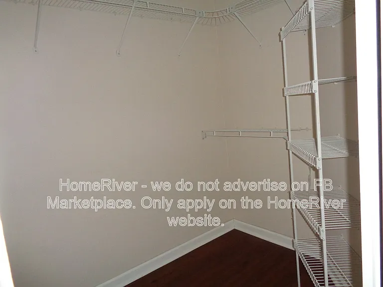 7512 Stirling Bridge Blvd N — Photo 17