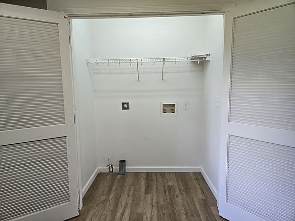 4th image of 10820 W 57th St #1