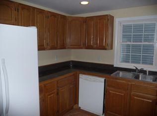 135 Seamans St, Providence, RI 02908