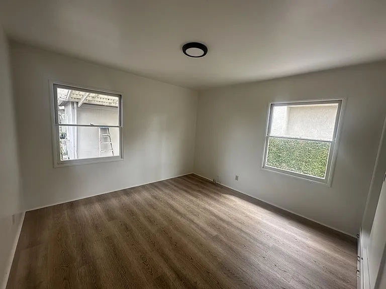 1001 E Montecito St — Photo 10