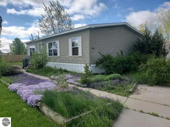 5232 E Broadway Rd #381, Mount Pleasant, MI 48858