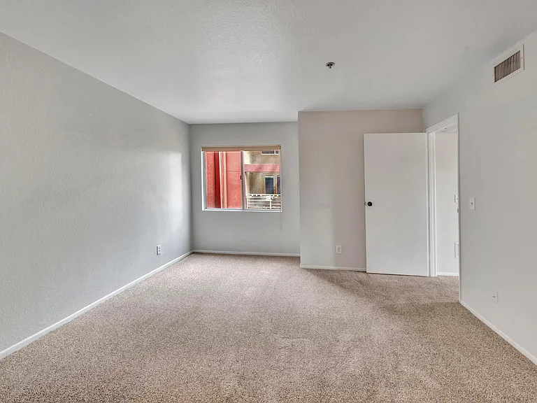 154 W 5th St #250 — Photo 15