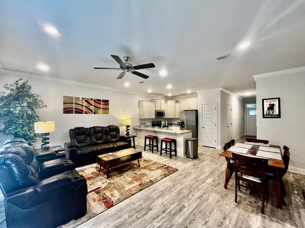 205 S East St, Pensacola, FL 32502