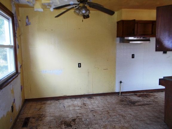 4th image of 578 N Illinois Ave