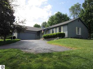 4380 Northridge Dr, Traverse City, MI 49684