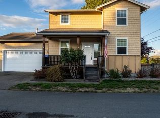 1827 Barnum Ln, Burlington, WA 98233