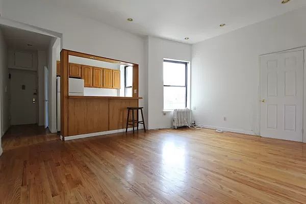 1st image of 188 2nd Ave APT 16