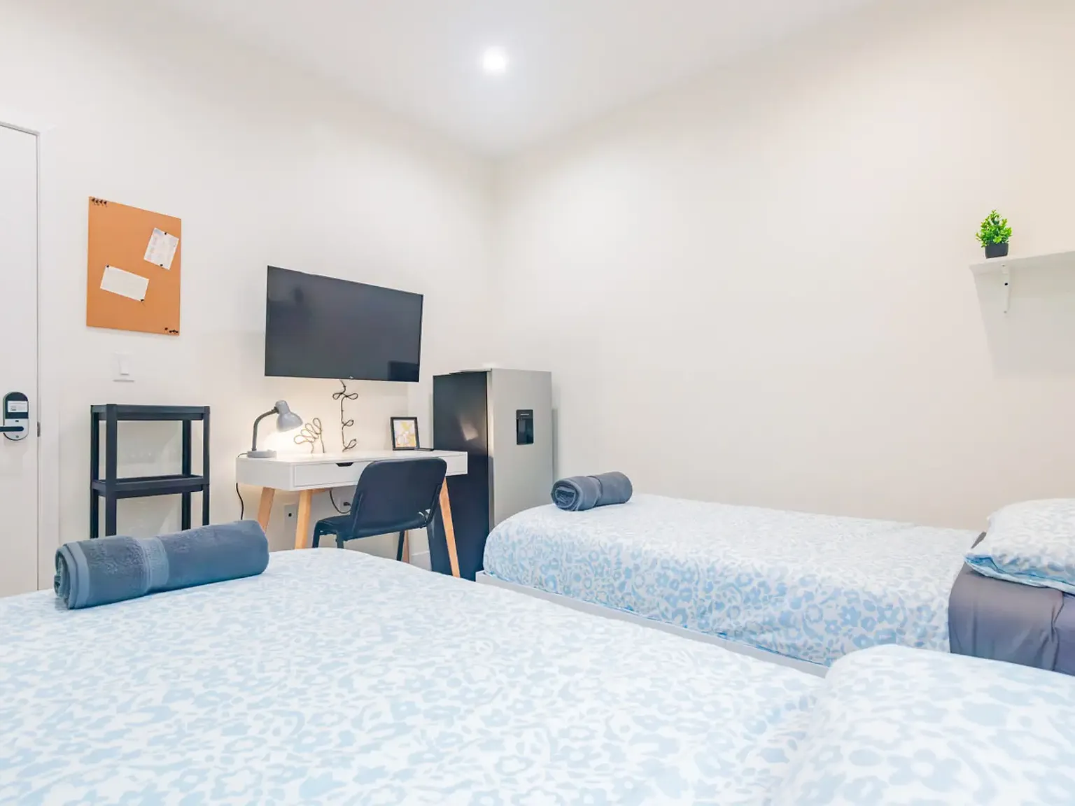 5 bed, $525 — Photo 4