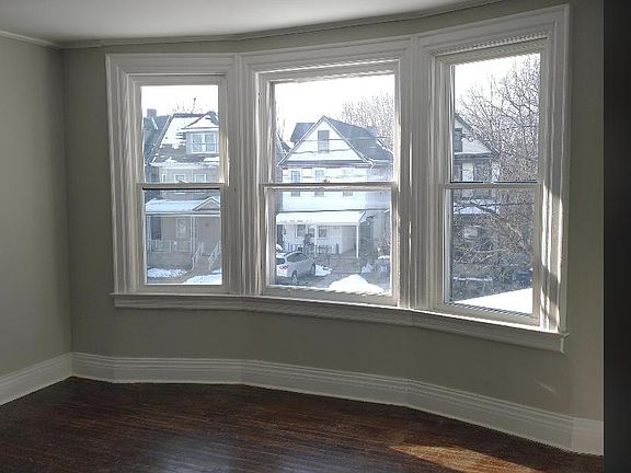 4th image of 325 Herkimer St