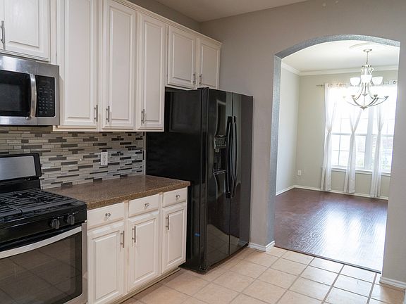 5th image of 10120 Sourwood Dr