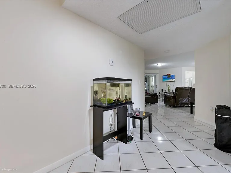 2622 SE 19th Ct #207-B — Photo 11