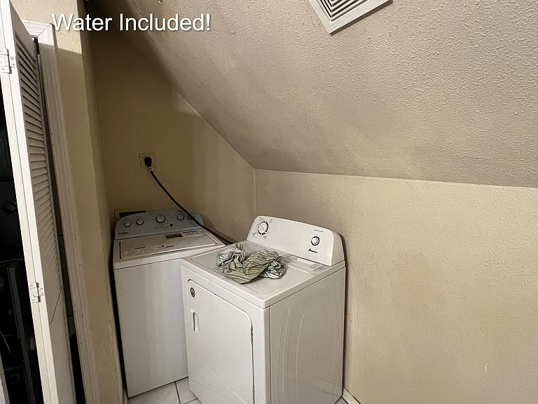 404 W Winneconne Ave #3 — Photo 10