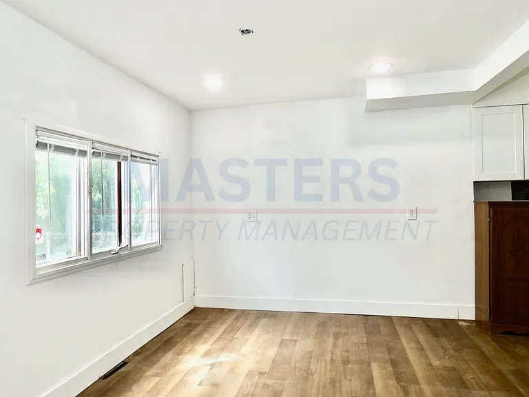 2803 Chase St — Photo 8