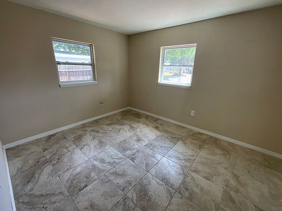 5th image of 729 87th Ave N