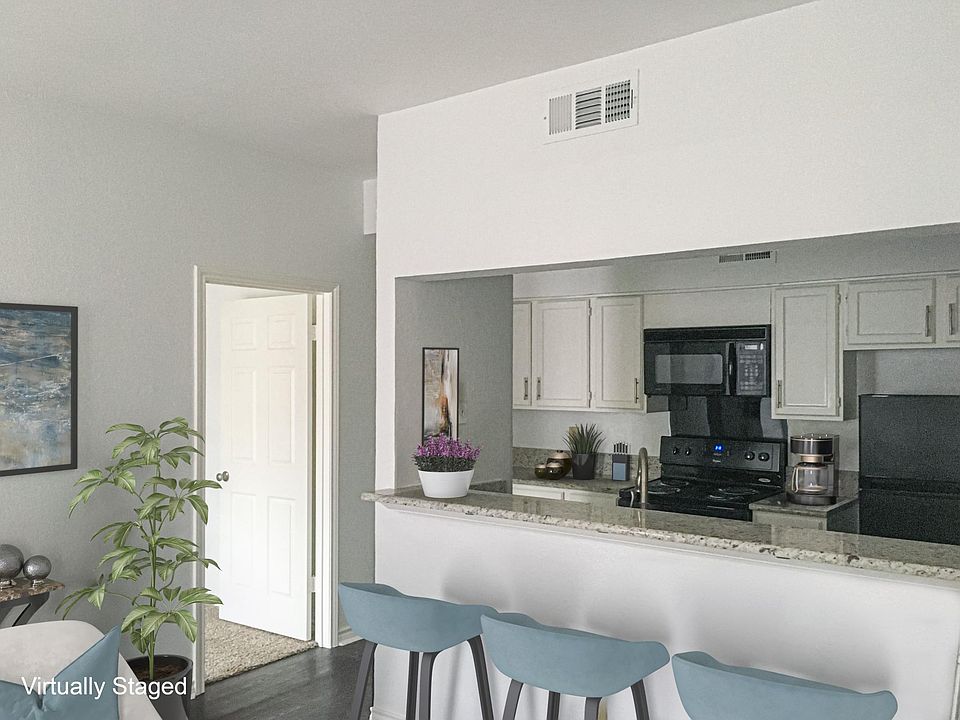 1st image of 6760 Eastridge Dr #J
