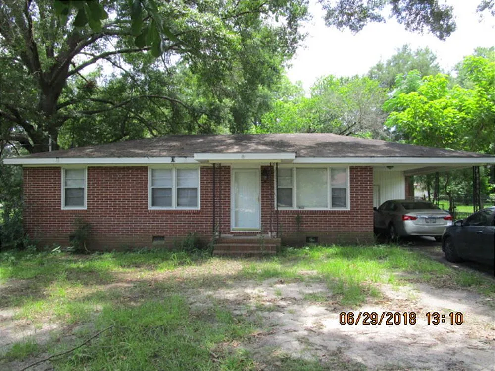 2770 Virginia Dr photo 1