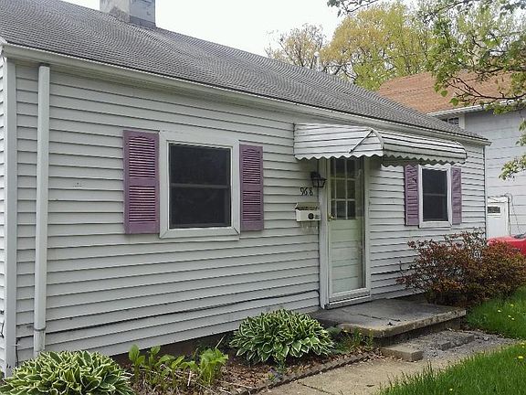 4th image of 968 Hollywood St NE