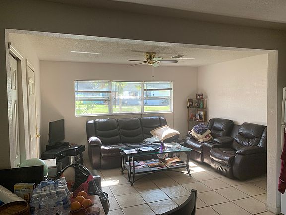 2nd image of 2170 Colonial Ave