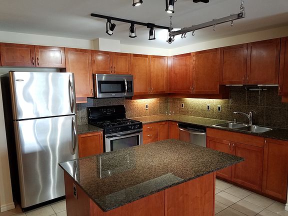 3rd image of 1240 India St Unit 1301