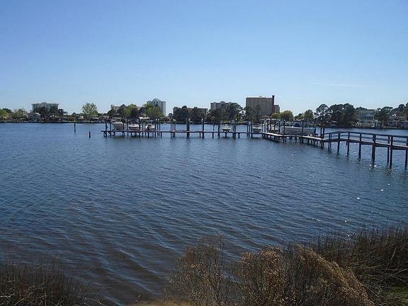 4th image of 7009 N Lagoon Dr Unit 112