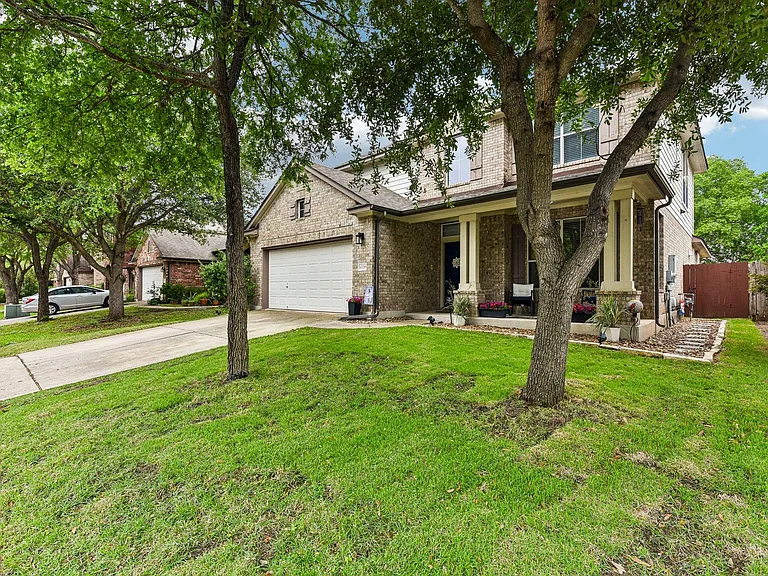 10216 Anahuac Trl — Photo 2