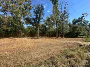 Split Log Rd, Saint Amant, LA 70774