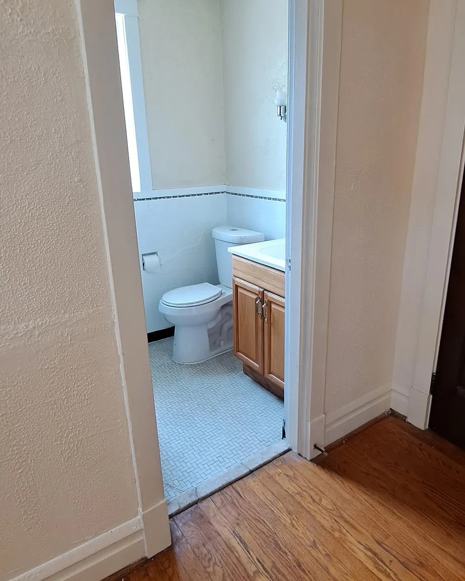 1017 Hi Pointe Pl — Photo 2