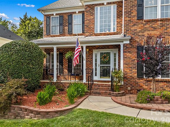 3rd image of 11917 Ulsten Ln