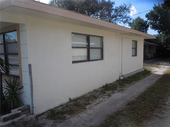 2nd image of 1839 Hacienda Way APT A