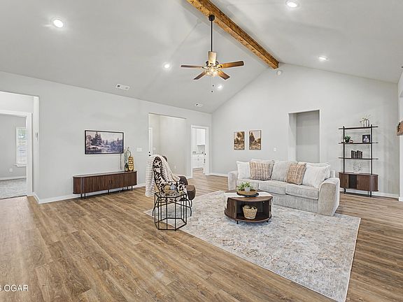 3rd image of 1 Insh Cir
