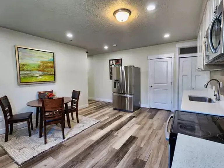 6312 S Echomount Rd — Photo 7