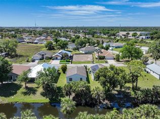 424 Rose Apple Cir, Pt Charlotte, FL 33954