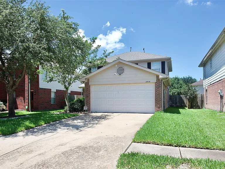 21618 Misty Fall Ln — Photo 2