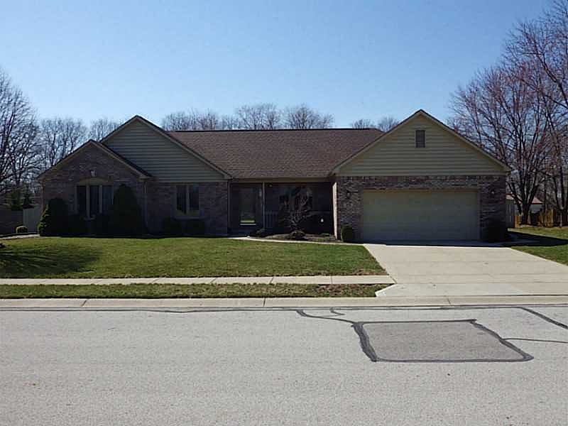 1st image of 572 Shakespeare Dr