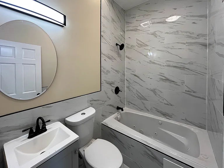 1234 S Central Park Ave #2R — Photo 7