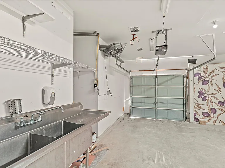 20510 Pioneer Bend Ct — Photo 27