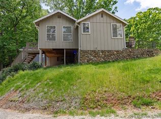 140 Carefree Point Dr, Sunrise Beach, MO 65079
