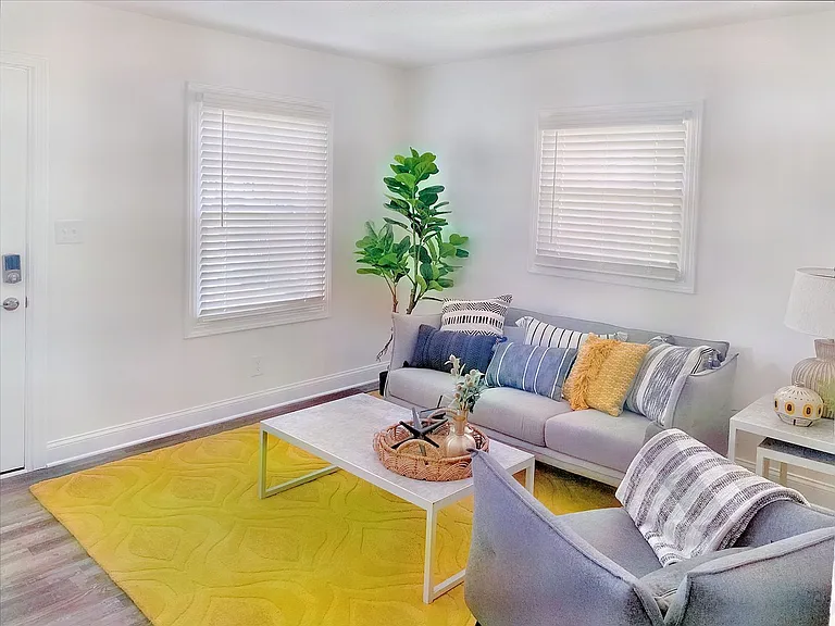2479 Julia Ave — Photo 40