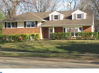 2909 Hunterdon Dr, Cinnaminson, NJ 08077