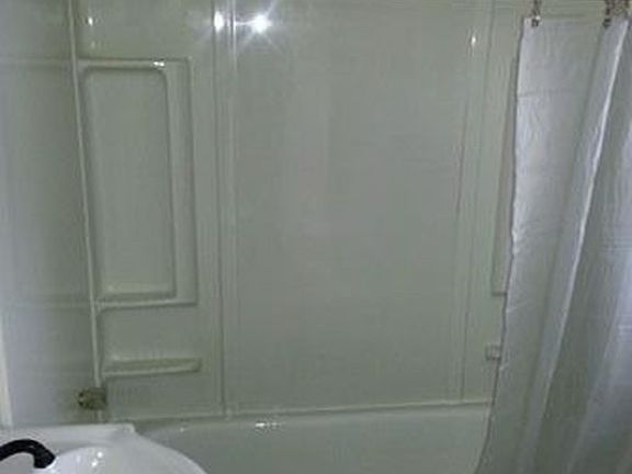 3rd image of 117 Deloney Ave SW #1
