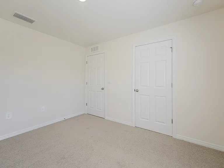 2815 52nd St W — Photo 12
