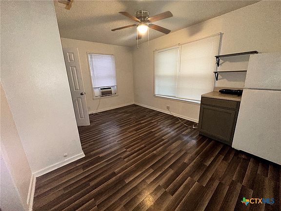 3rd image of 611 S 25th St